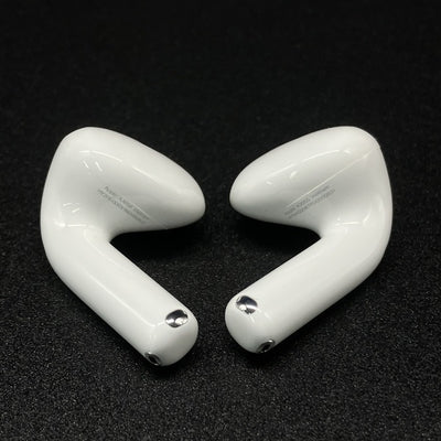 【中古】AirPods 4 MXP93J/A（アクティブノイズキャンセリング搭載）【秋葉原】