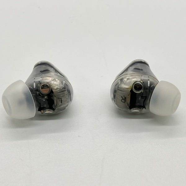 Beats by Dr. Dre 【中古】Beats Studio Buds + トランスペアレント