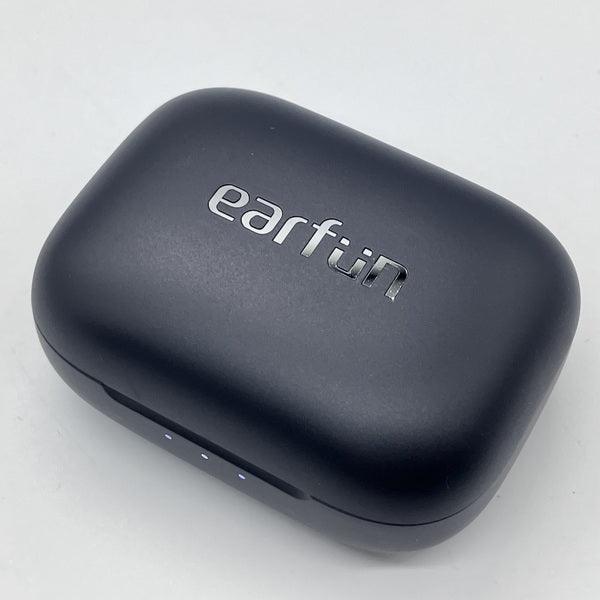 【中古】Air Pro 4 - Black【日本橋】