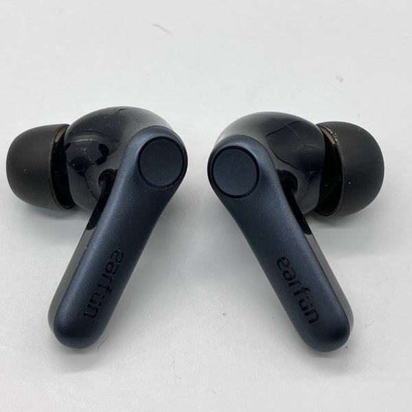 【中古】Air Pro 4 - Black【日本橋】