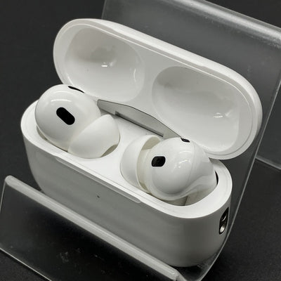 【中古】MagSafe充電ケース(USB-C)付きAirPods Pro(第2世代) MTJV3JA【秋葉原】