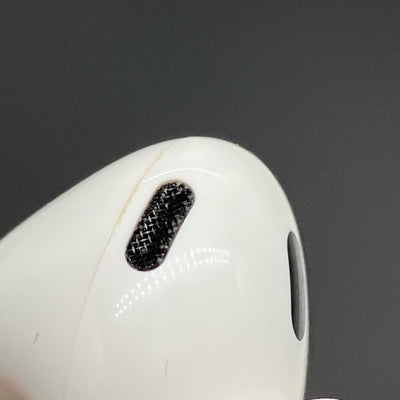 【中古】MagSafe充電ケース(USB-C)付きAirPods Pro(第2世代) MTJV3JA【秋葉原】