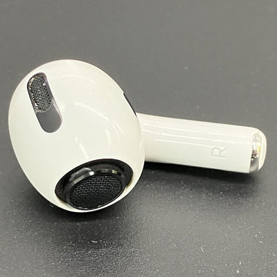 【中古】AirPods Pro （R側）【秋葉原】