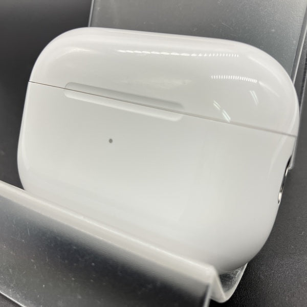 【中古】AirPods Pro (第2世代) 充電ケース (Lightning)【秋葉原】