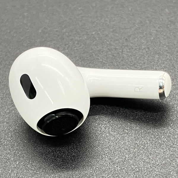 【中古】AirPods Pro (R側) (第2世代)(Lightning)【秋葉原】
