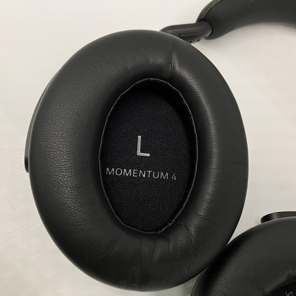 【中古】MOMENTUM 4 Wireless ブラック 【M4AEBT BLACK】【秋葉原】