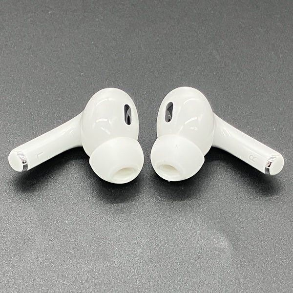 【中古】MagSafe充電ケース(USB-C)付きAirPods Pro(第2世代) MTJV3JA【日本橋】