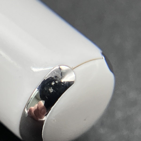 【中古】MagSafe充電ケース(USB-C)付きAirPods Pro(第2世代) MTJV3JA【日本橋】