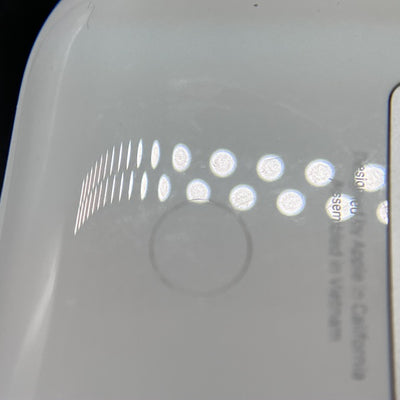 【中古】MagSafe充電ケース(USB-C)付きAirPods Pro(第2世代) MTJV3JA【日本橋】