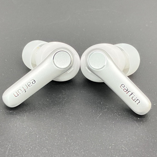 【中古】Air Pro 4 - White【仙台】