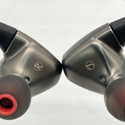 【中古】TITAN S グレー【秋葉原】