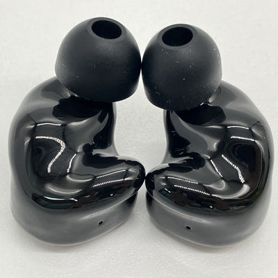 【中古】SUPERIOR Vermilion Red 【QDC-SUPERIOR-RD】(ケーブル欠品)【秋葉原】