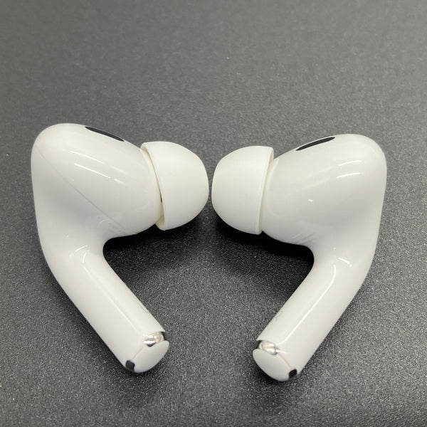 【中古】MagSafe充電ケース(USB-C)付きAirPods Pro(第2世代) MTJV3JA【秋葉原】