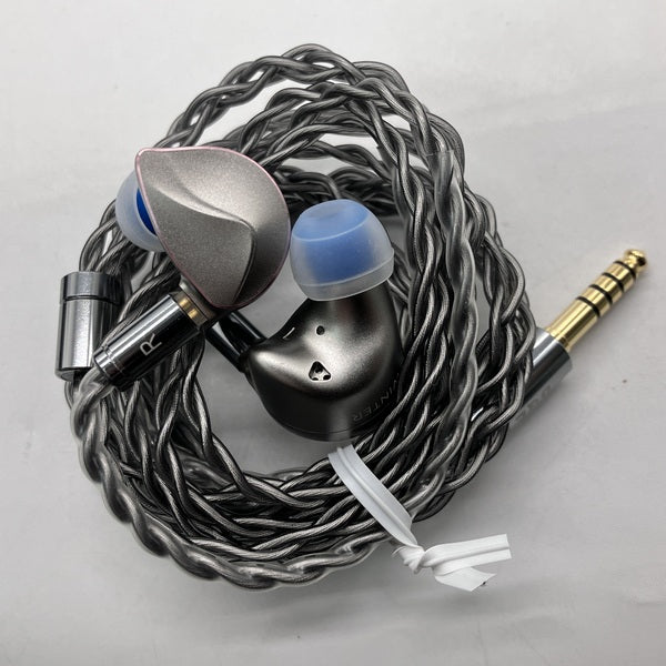 【中古】Winter シルバー (4.4mmプラグ)【秋葉原】