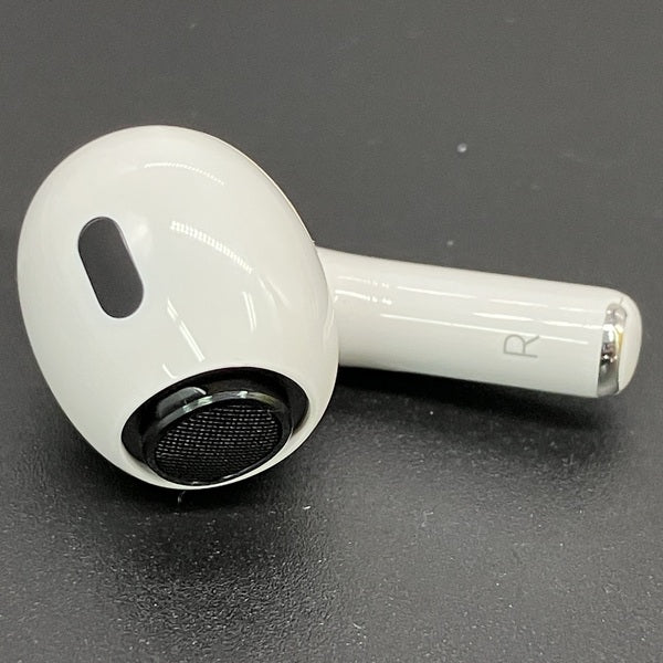 【中古】AirPods Pro (R側) (第2世代)(Lightning)【秋葉原】
