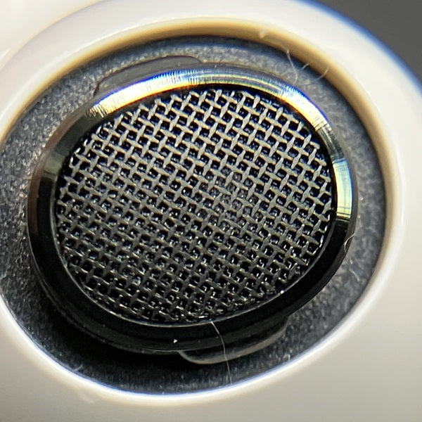 【中古】AirPods Pro (R側) (第2世代)(Lightning)【秋葉原】