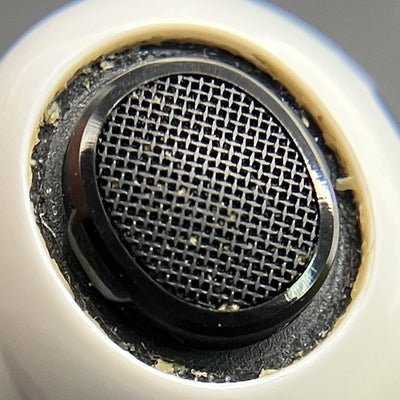 【中古】AirPods Pro MWP22J/A【秋葉原】