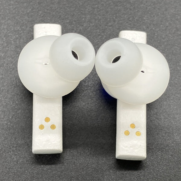 新品未開封 final ZE8000 FI-ZE8DPLTW-WHITE final 【中古】ZE8000 ホワイト 【FI-ZE8DPLTW-WHITE】【秋葉原】 – e