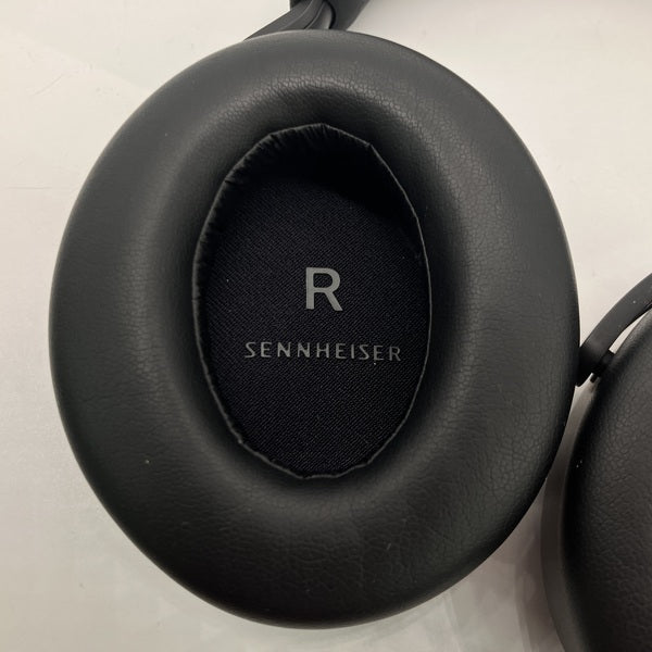 【中古】MOMENTUM 4 Wireless ブラック 【M4AEBT BLACK】【秋葉原】