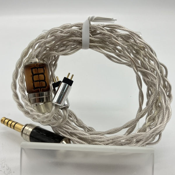 【中古】Leonidas II (2Pin to 4.4mm Balanced)【秋葉原】