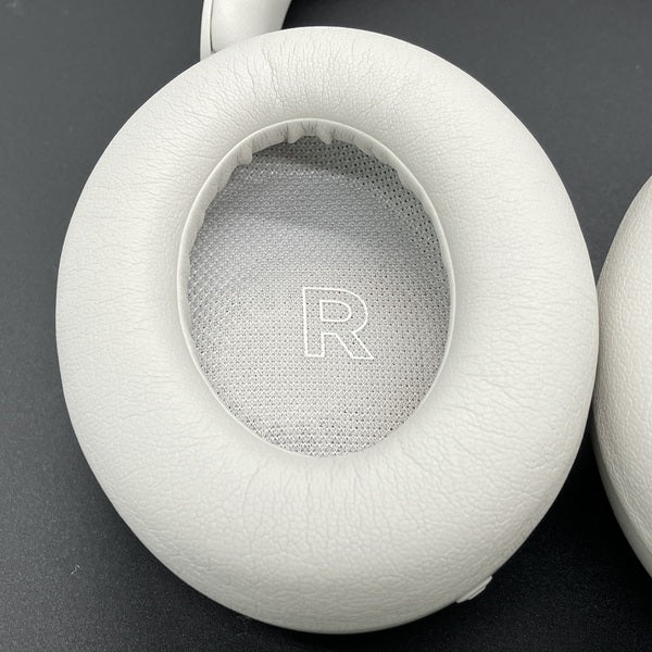 【中古】QuietComfort Ultra Headphones White Smoke【秋葉原】