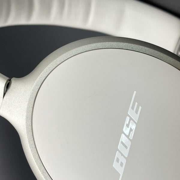 【中古】QuietComfort Ultra Headphones White Smoke【秋葉原】