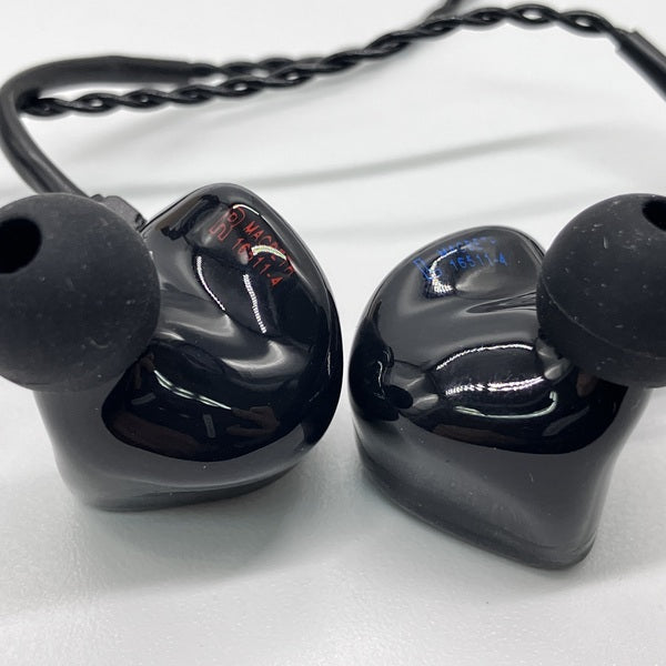 Unique Melody 【中古】MACBETH 【UNM-3140】【日本橋】 – e☆イヤホン