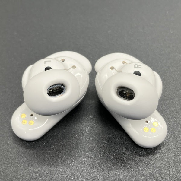 【中古】QuietComfort Ultra Earbuds White Smoke【秋葉原】