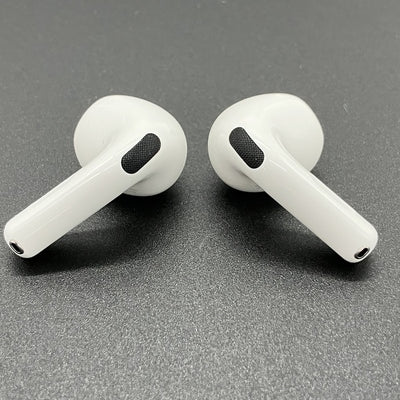 【中古】AirPods 4 MXP93J/A（アクティブノイズキャンセリング搭載）【秋葉原】