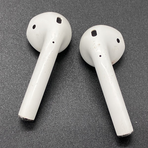 Apple 【中古】AirPods with Charging Case MV7N2J/A【名古屋】 – e