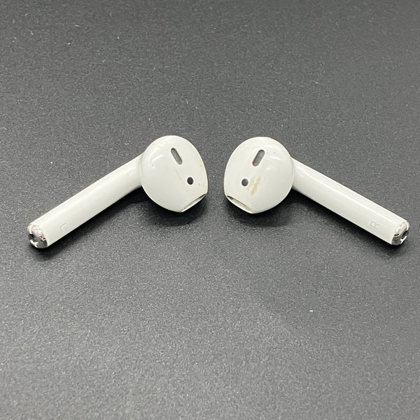 Apple 【中古】AirPods with Charging Case MV7N2J/A【名古屋】 – e