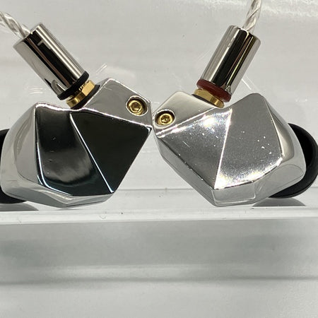 final 【中古】MAKE1【秋葉原】 – e☆イヤホン