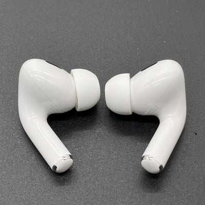 【中古】MagSafe充電ケース(USB-C)付きAirPods Pro(第2世代) MTJV3JA【日本橋】