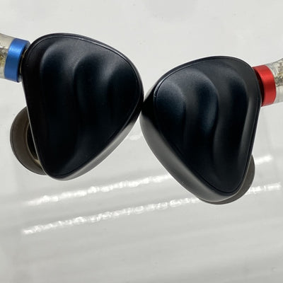 【中古】FH3 Black 【FIO-IEM-FH3-B】【日本橋】