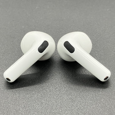 【中古】AirPods 4 MXP93J/A（アクティブノイズキャンセリング搭載）【仙台】