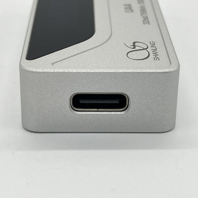 【中古】UA4 シルバー【秋葉原】