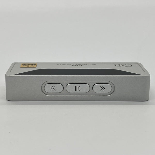 【中古】UA4 シルバー【秋葉原】