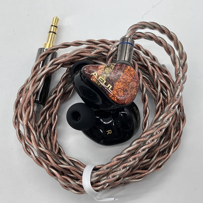 【中古】PERFORMER 8【秋葉原】