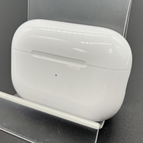 Apple 【中古】AirPods Pro (第2世代) MagSafe充電ケース(USB-C