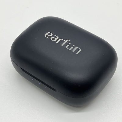 【中古】Air Pro 4 - Black【秋葉原】