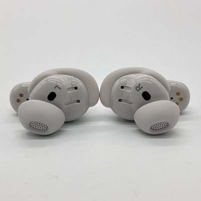 【中古】Quietcomfort Ultra Earbuds 2nd Gen White Smoke【秋葉原】