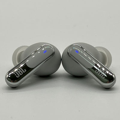 【中古】LIVE BEAM 3 シルバー【JBLLIVEBEAM3SIL】【秋葉原】