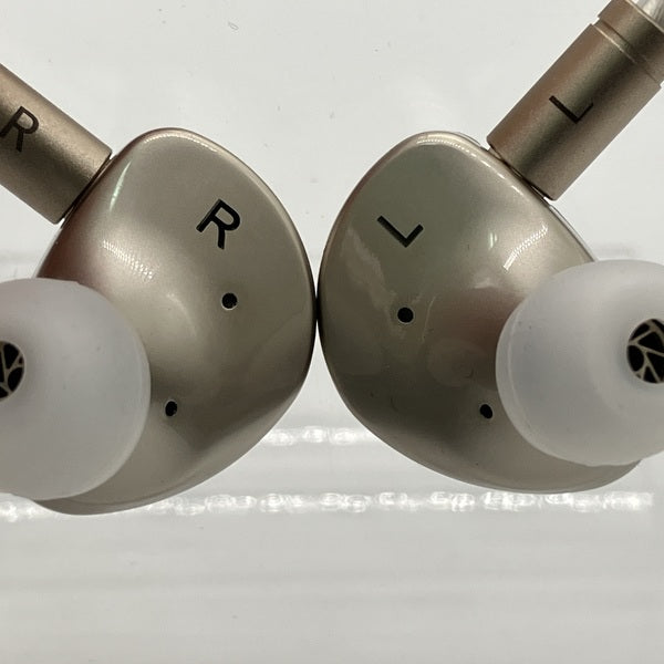 【中古】Que【日本橋】