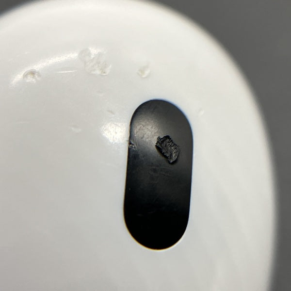 【中古】AirPods Pro (第2世代) MQD83J/A【日本橋】