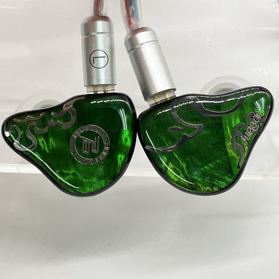 【中古】DEFIANT【仙台】