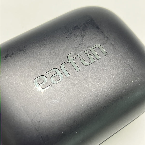 【中古】Air Pro 4 - Black【秋葉原】