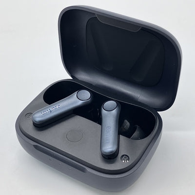 【中古】Air Pro 4 - Black【秋葉原】