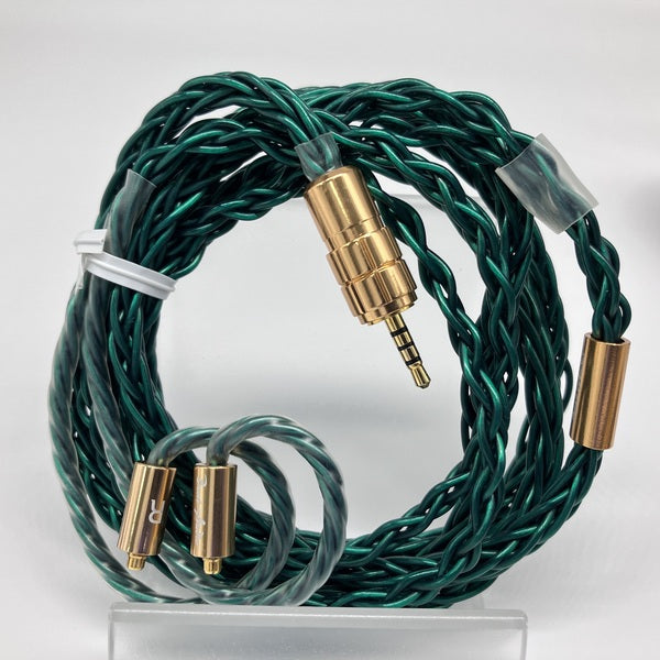 【中古】Emerald MKII 8Wire MMCX-2.5mm 【BEA-7681】【秋葉原】