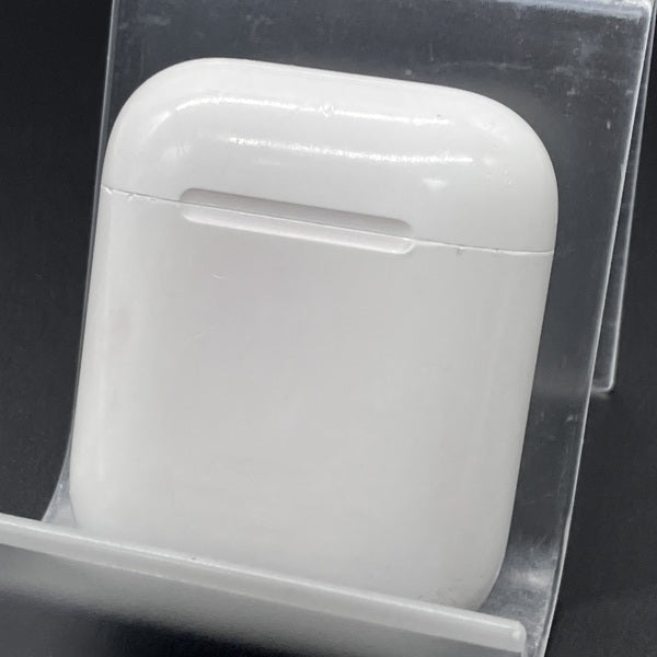 Apple 【中古】AirPods with Charging Case MV7N2J/A【名古屋】 – e