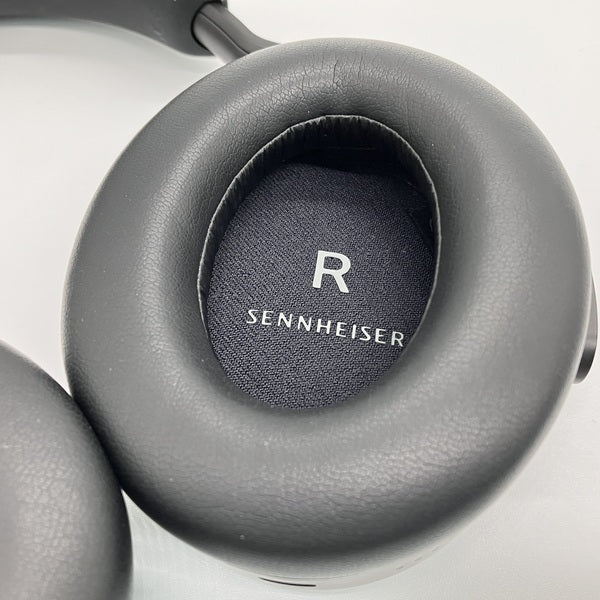 【中古】MOMENTUM 4 Wireless ブラック 【M4AEBT BLACK】【秋葉原】